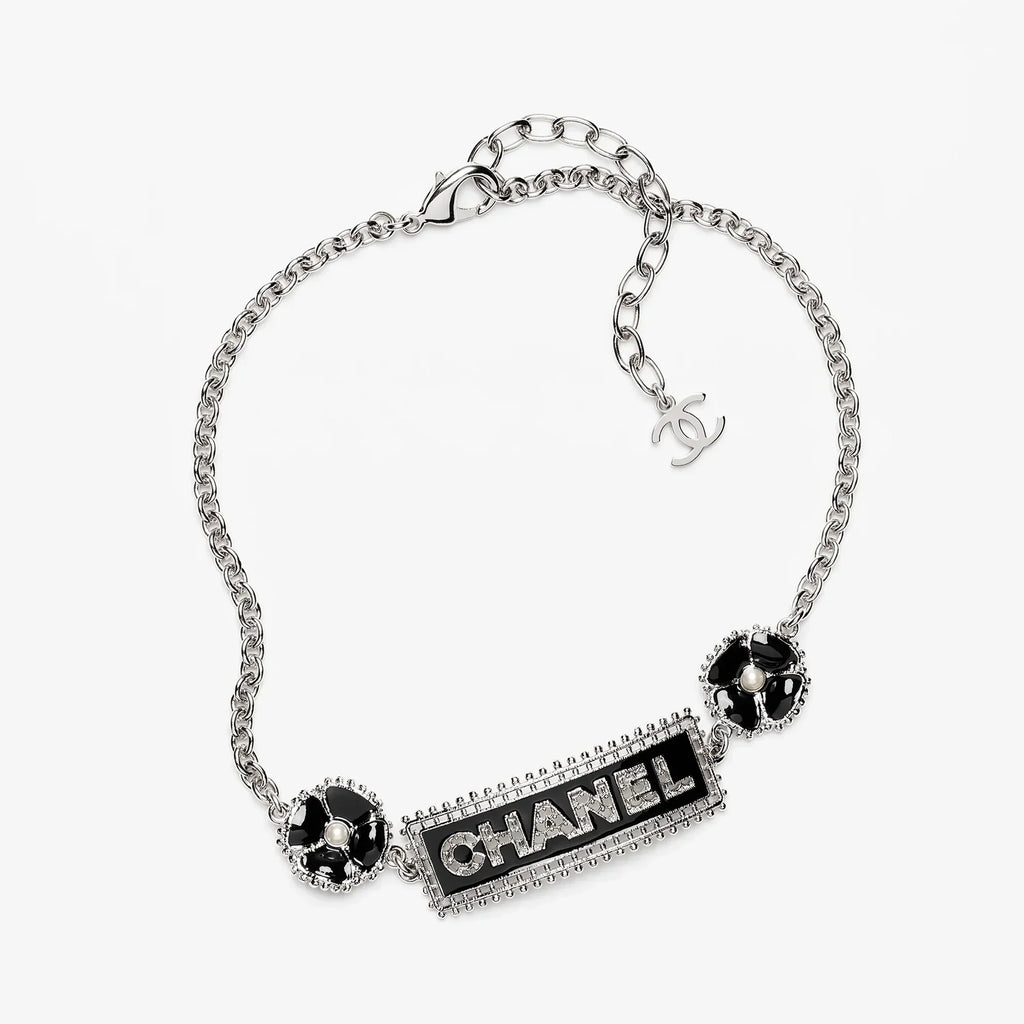 18K  Chanel Resin Diamonds Necklace