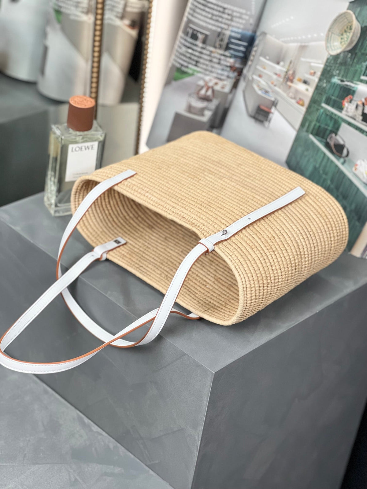 SMALL SQUARE  28 BASKET BAG IN RAFFIA AND WHITE CALFSKIN