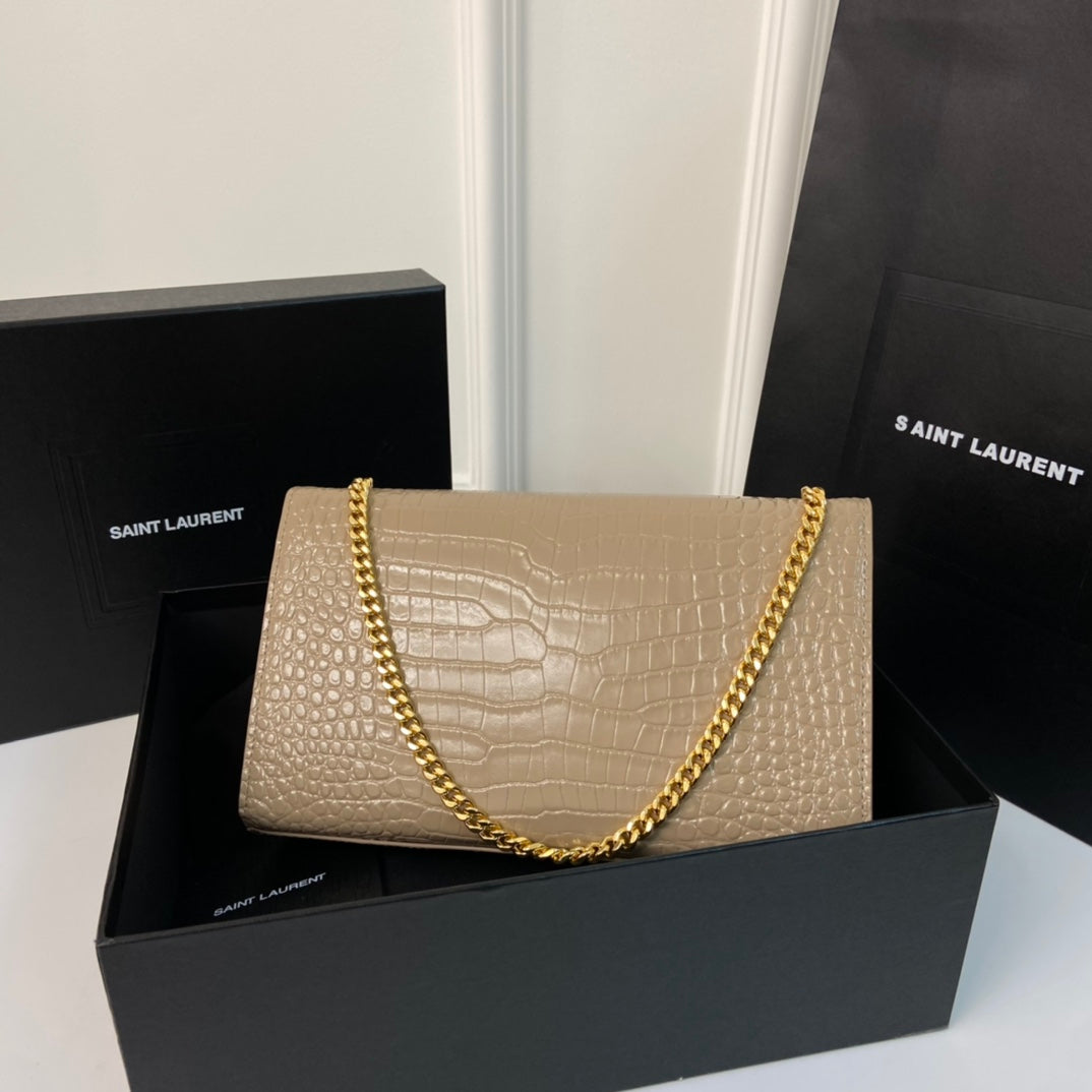 KATE TASSEL 24 CROCODILE PATTERN CALFSKIN BEIGE CREAM WITH GOLD LOGO