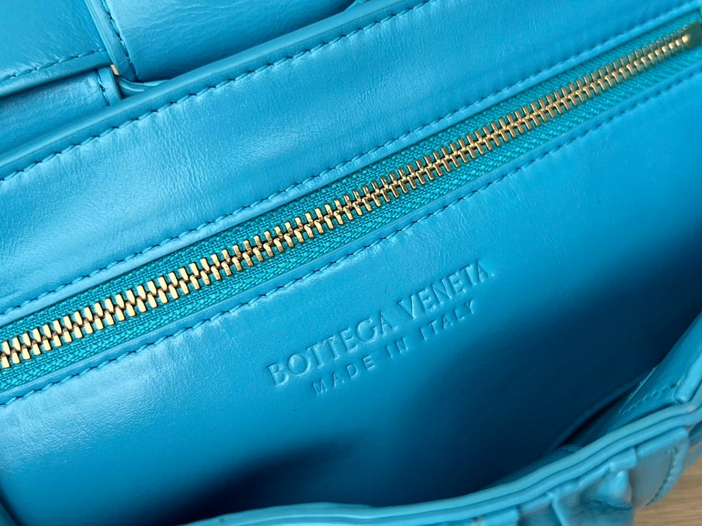 BOTTEGA VENETA CASSETTE 28 IN SKY BLUE SOFT LAMBSKIN