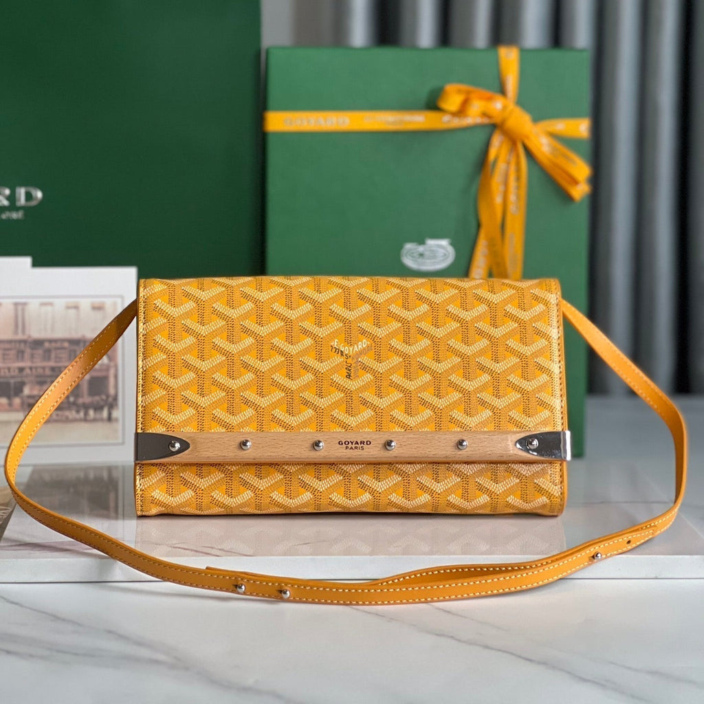 MONTE-CARLO PM CLUTCH 25 IN YELLOW GOYARDINE CANVAS