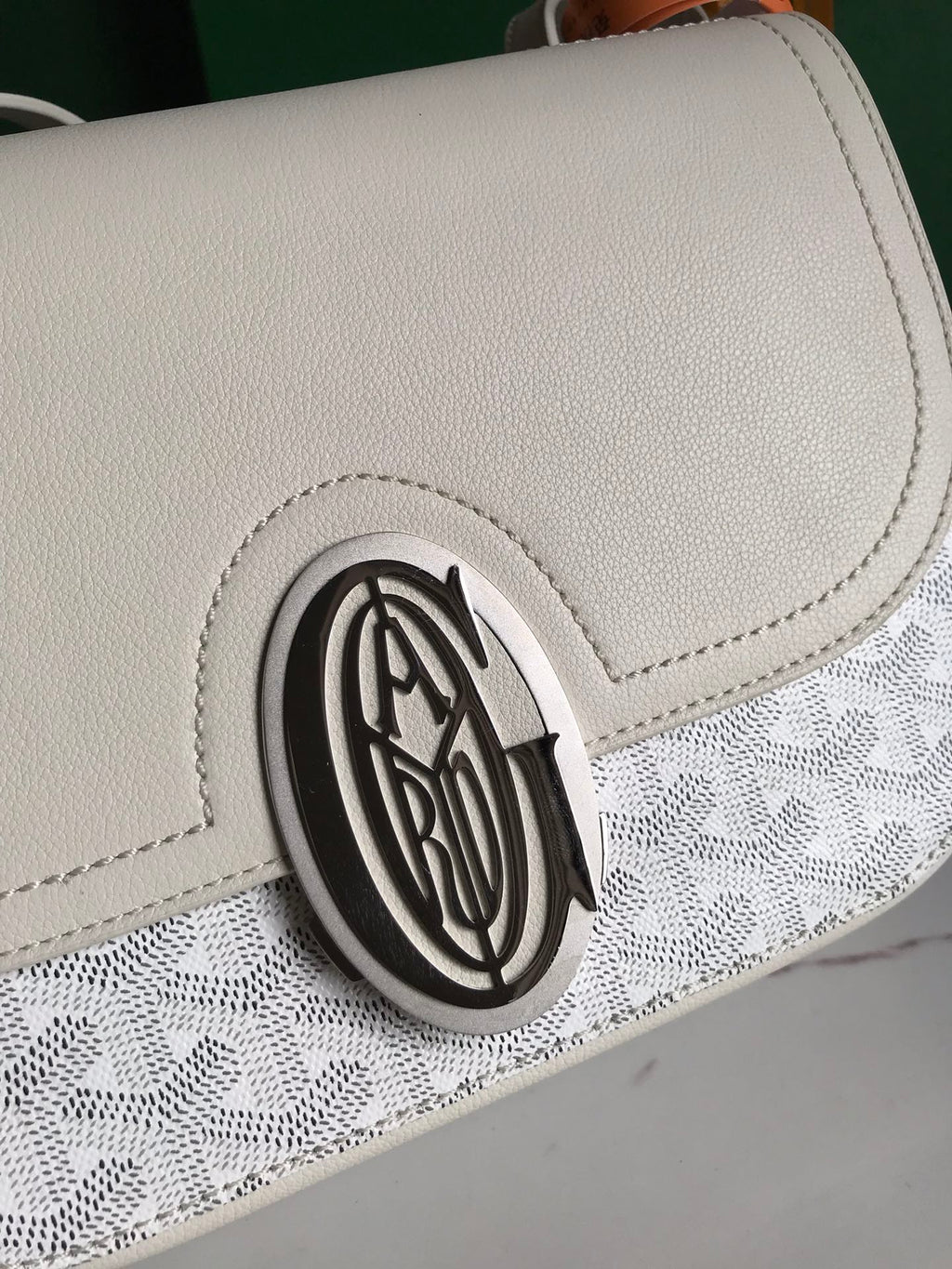 233 BAG 25 IN WHITE CALFKIN AND GOYARDINE CANVAS