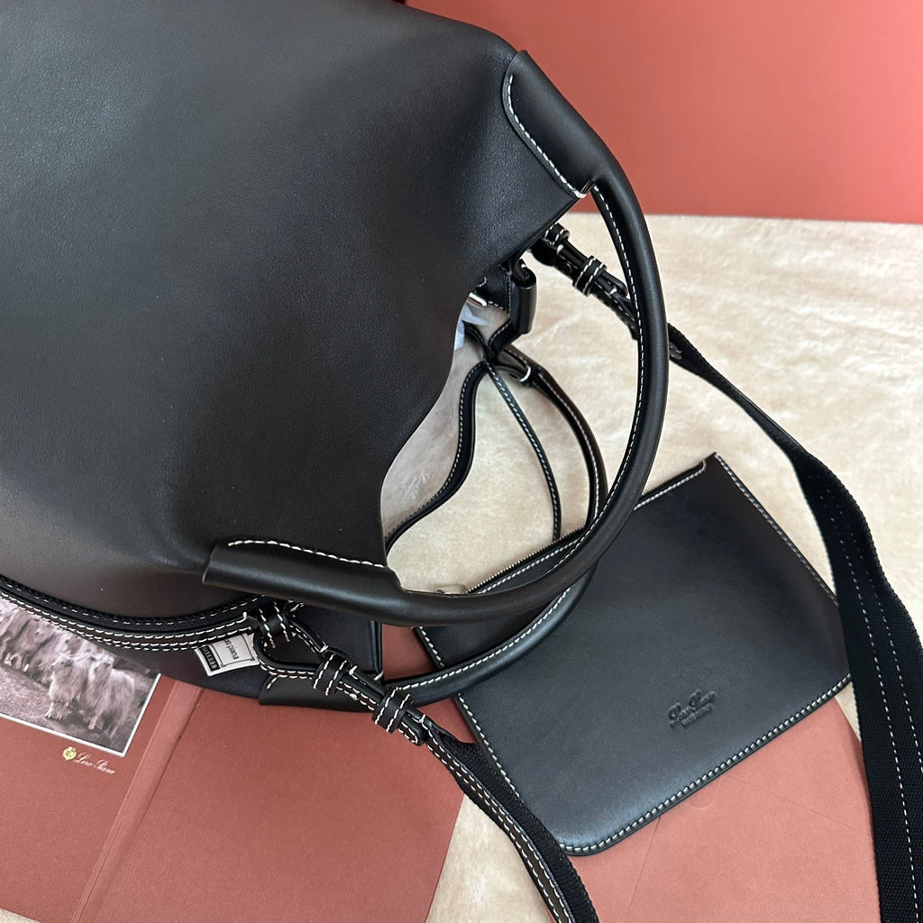 LARGE 36 BALE BAG IN BLACK SMOOTH CALFSKIN