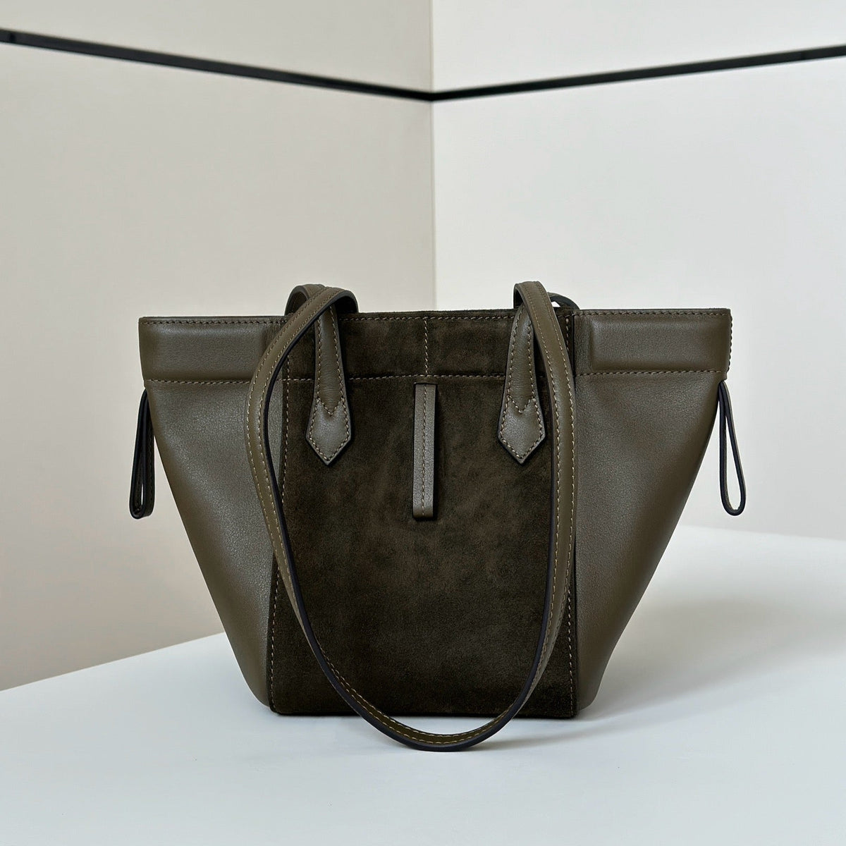 ORIGAMI MINI 19 IN ARMY GREEN LAMBSKIN AND SUEDE