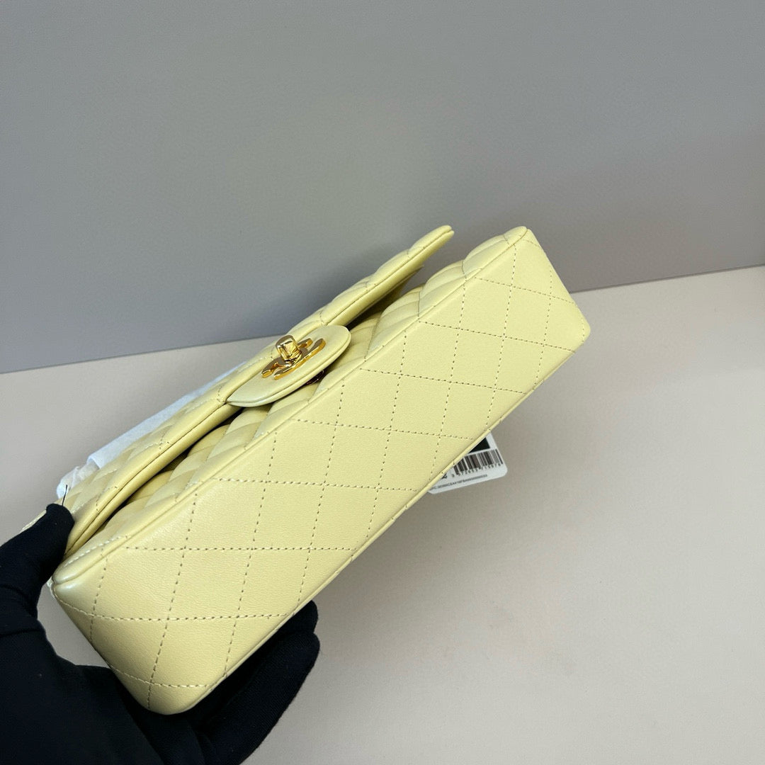 CHANEL 25C FLAP BAG 25 IN YELLOW QUILTED LAMBSKIN GOLD HARDWARE