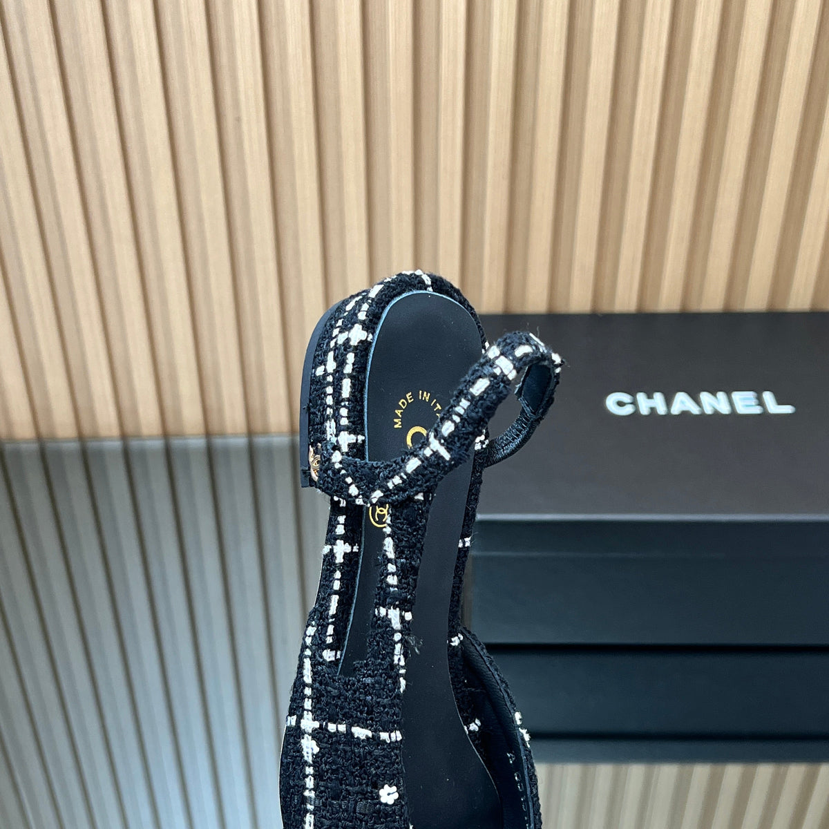 CHANEL 25S SLINGBACK FLATS SHOES IN BLACK TWEED