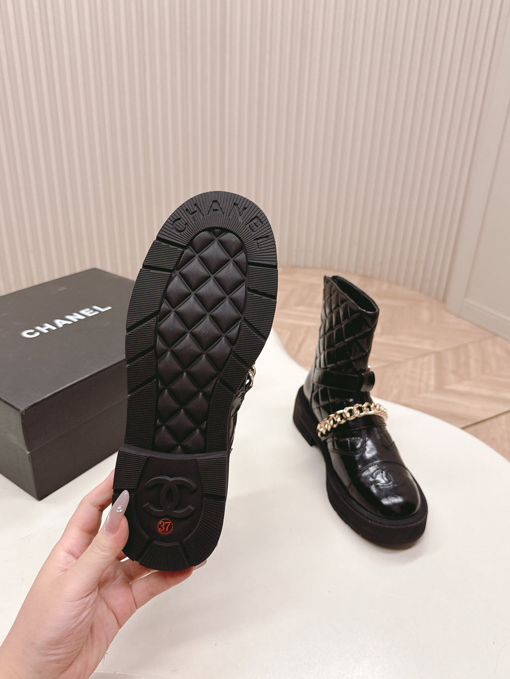 CHANEL ANKLE BOOTS 25S IN BLACK SHINY LAMBSKIN WITH GOLD HARDWARE