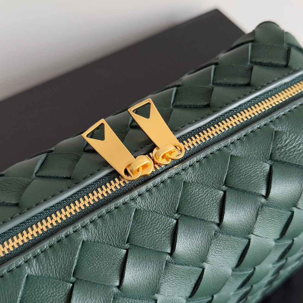 MINI LOOP CAMERA BAG 22 IN DARK GREEN CALFSKIN