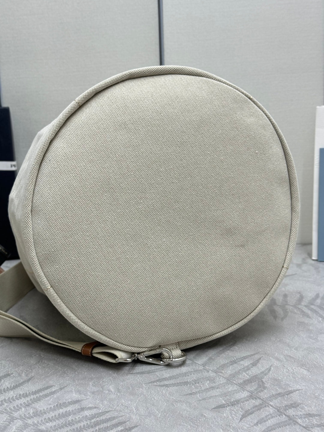 PRADA 25S DRAWSTRING BACKPACK 55 IN BEIGE CANVAS LINEN SILVER HARDWARE