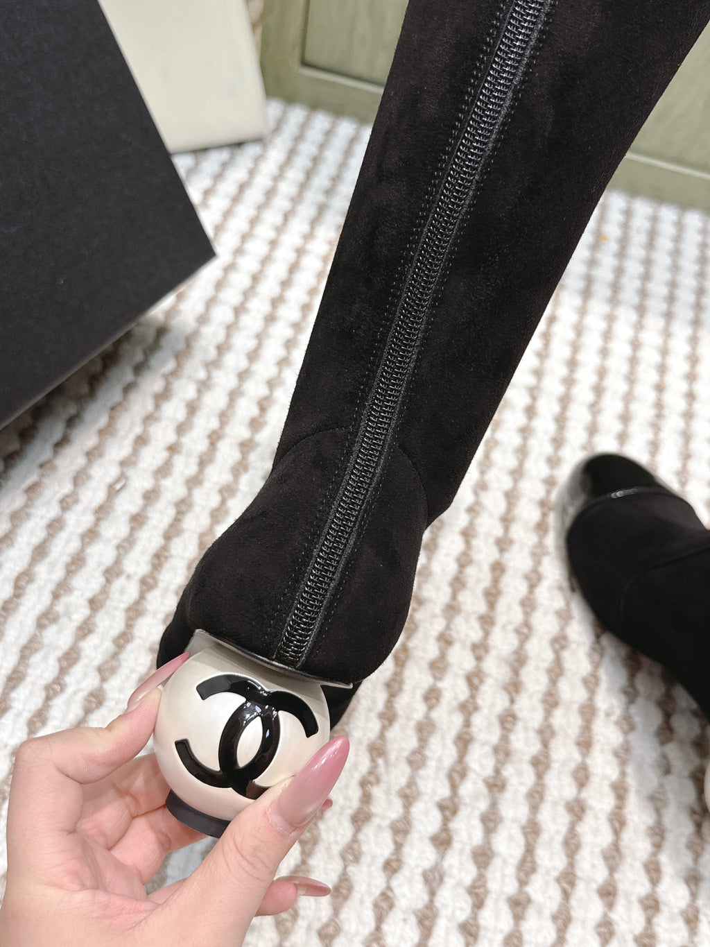 CHANEL 25S PEARL BOOTS IN BLACK SUEDE AND PATENT CALFSKIN