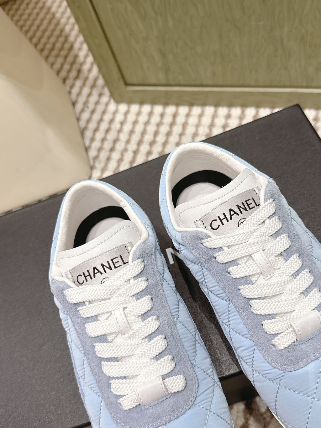 CHANEL 25S SNEAKERS IN LIGHT BLUE CALFSKIN AND SUEDE
