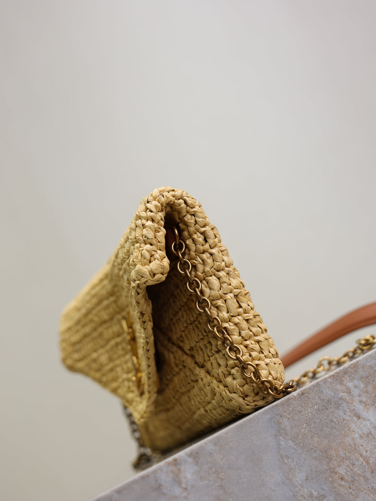 YSL 25S CALYPSO BAG 19 IN NATURAL RAFFIA AND CALFSKIN GOLD HARDWARE