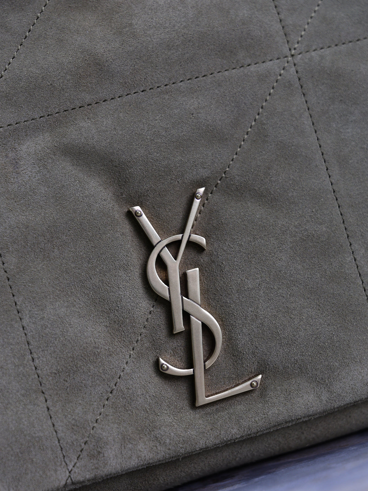 YSL 25S LARGE JAMIE 43 IN MUTED KHAKI SUEDE GOLD HARDWARE