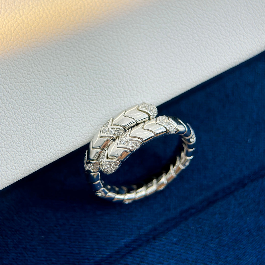 18K BVLGARI Serpenti Viper Pave Diamond Ring