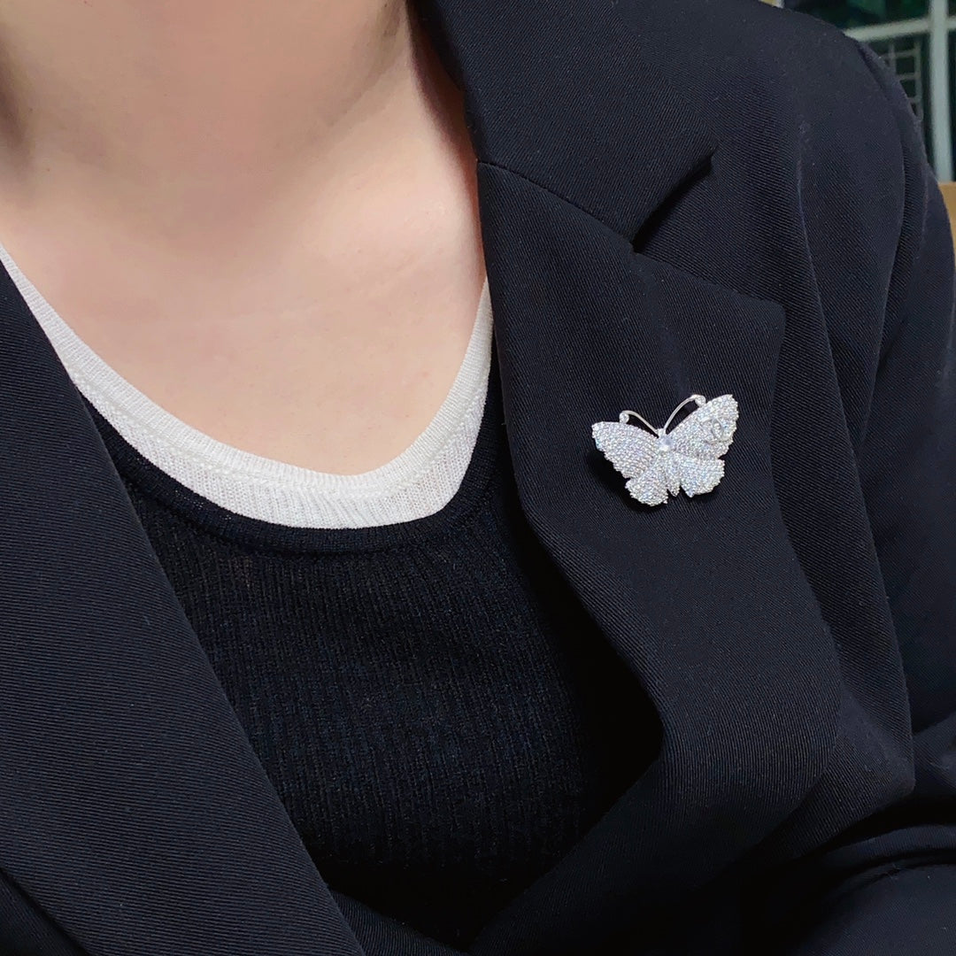 18K  Chanel Butterfly Diamonds Brooch