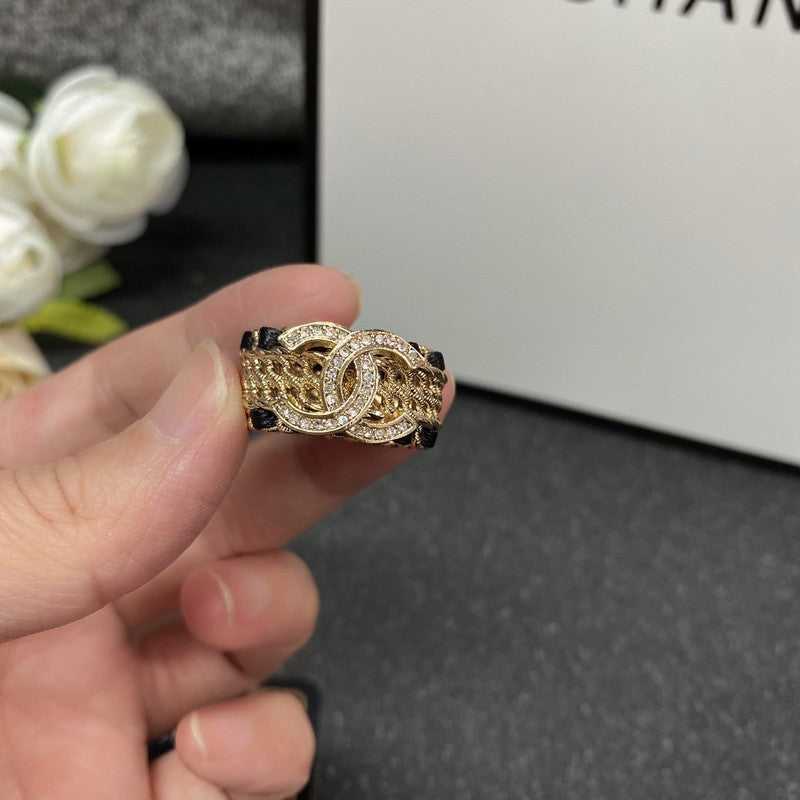 18K  Chanel Strass Diamond Ring