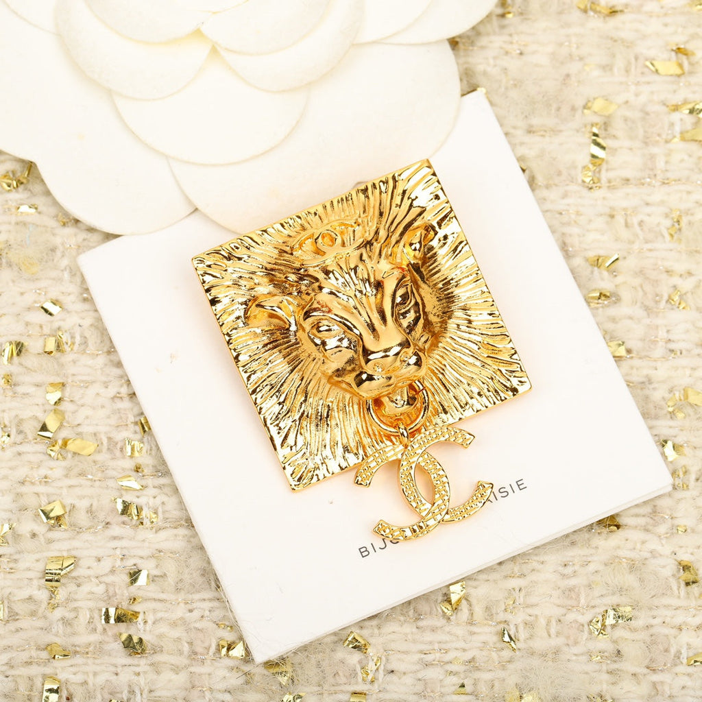 18K  Chanel Tiger Brooch