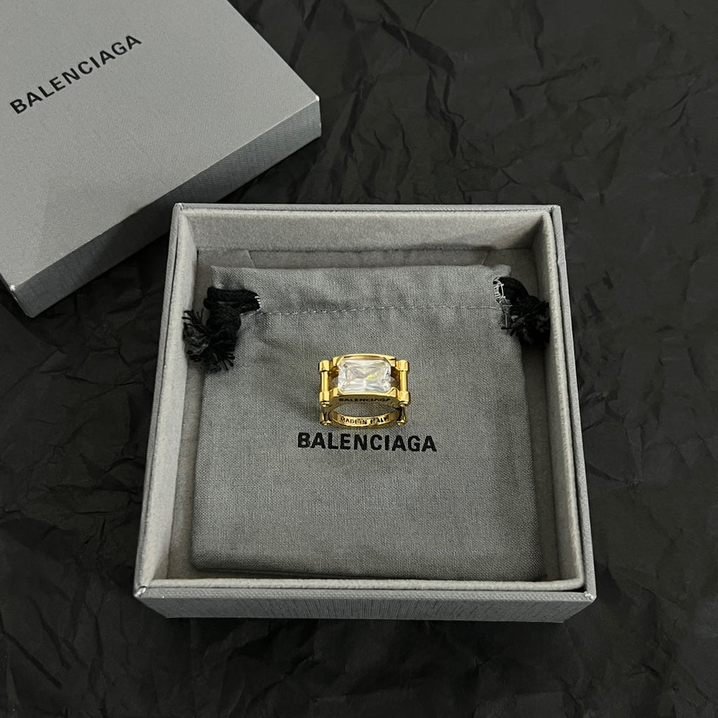 18K Balenciaga Crystal Ring
