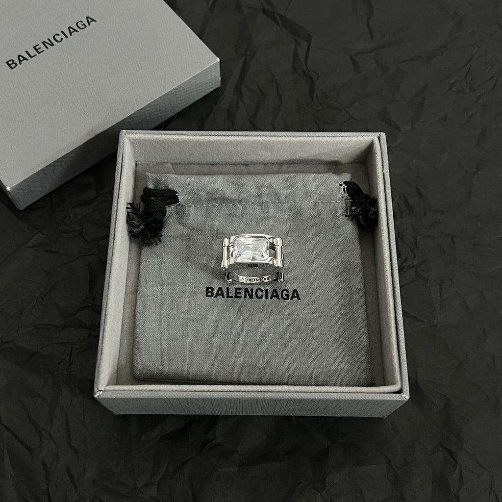 18K Balenciaga Crystal Ring