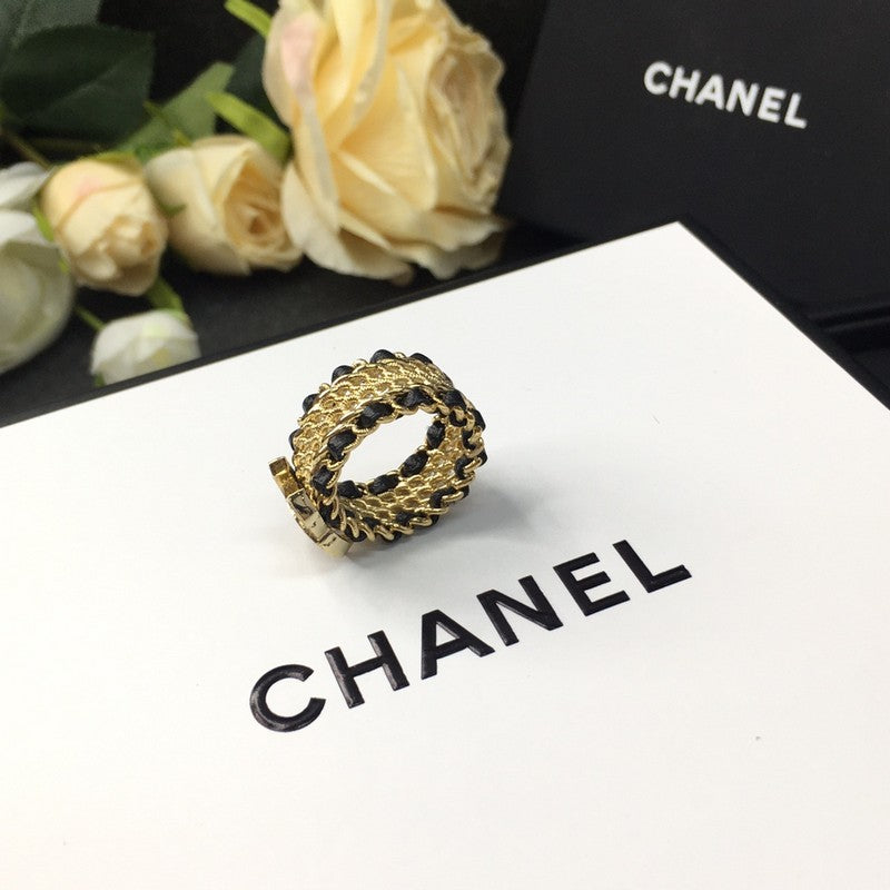 18K  Chanel Strass Diamond Ring