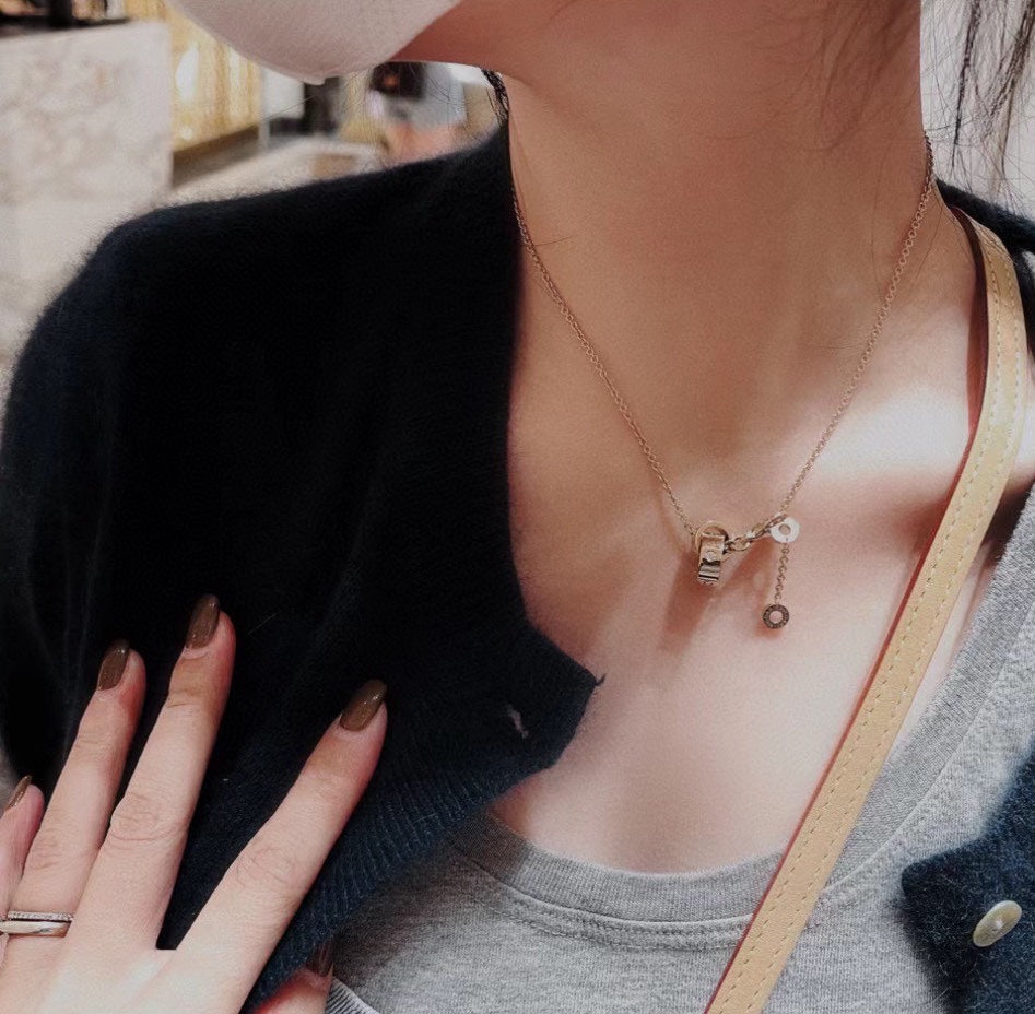 18K BVLGARI Two Rings Necklace