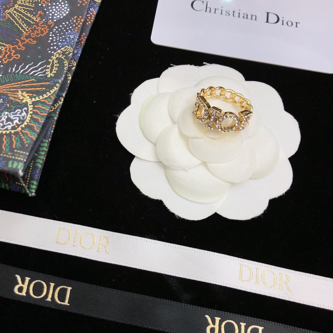 18K Dior Revolution Chain Ring