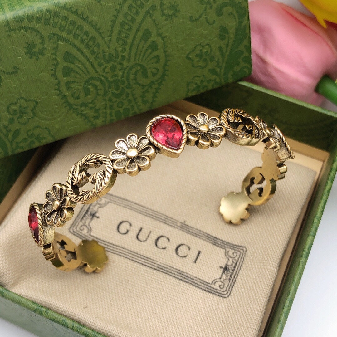 18K Double Gucci Flowers Red Crystals Open Cuff Bracelet