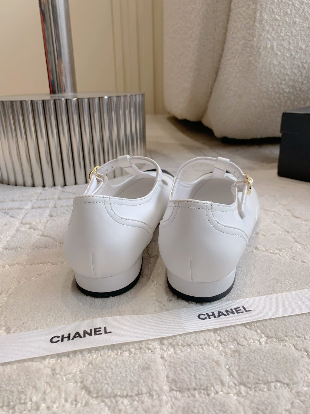 CHANEL 25S MARY JANE IN BLACK AND WHITE CALFSKIN GOLD HARDWARE