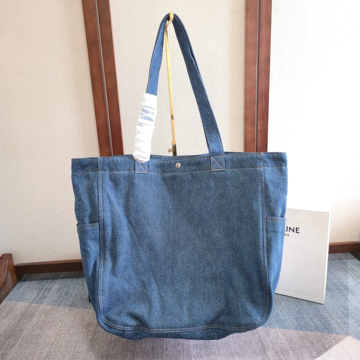 CELINE 25S DENIM CABAS BAG 50MM IN BLUE CANVAS