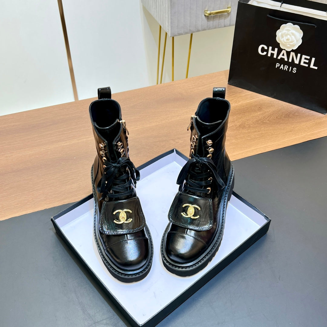 CHANEL 25S HIGH ANKLE BOOTS WITH ZIPPER IN BLACK FULL CALFSKIN GOLD HARDWRE
