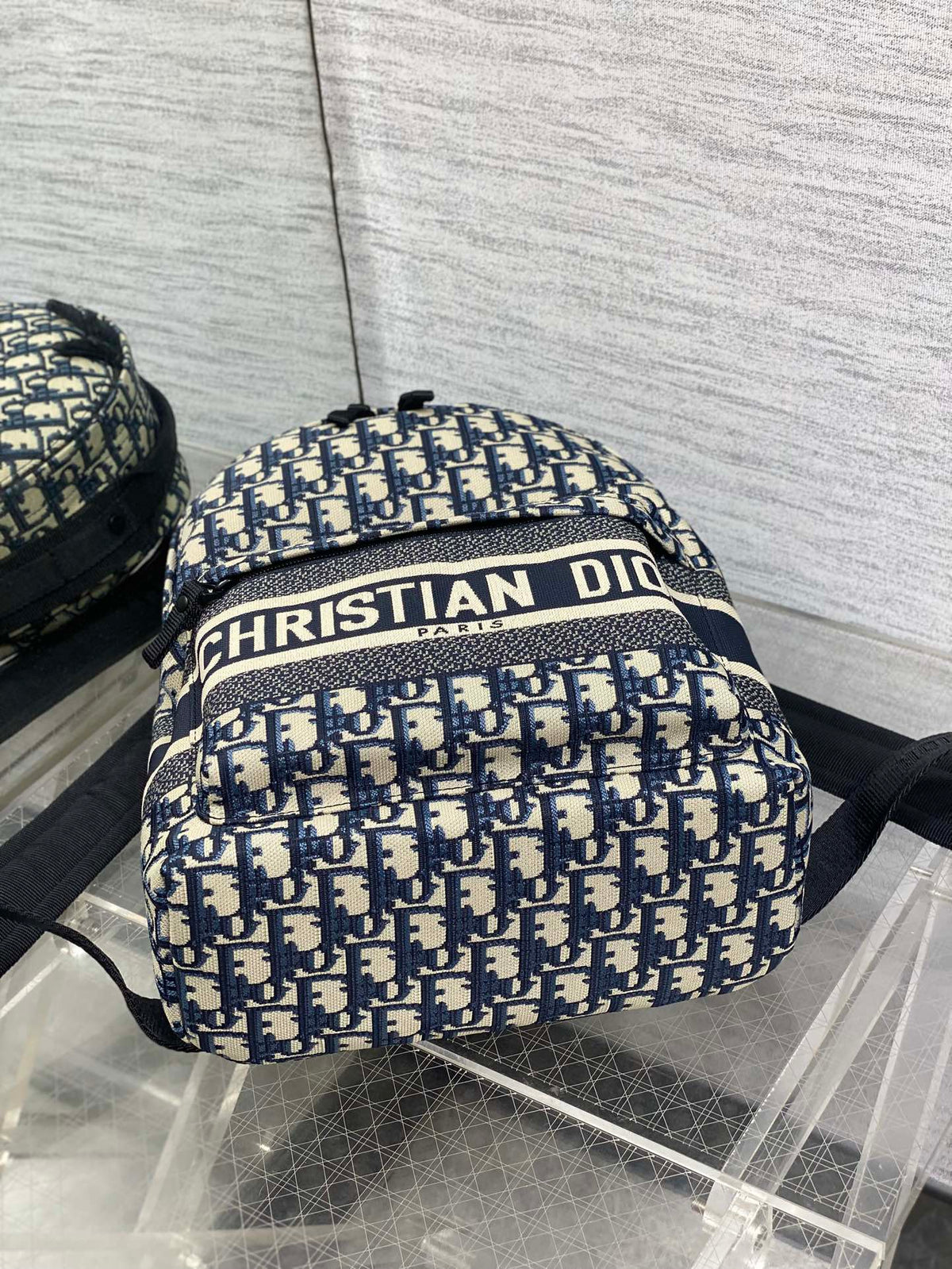 DIOR 25S TRAVEL BACKPACK 31 IN BLUE CANVAS OBLIQUE JACQUARD