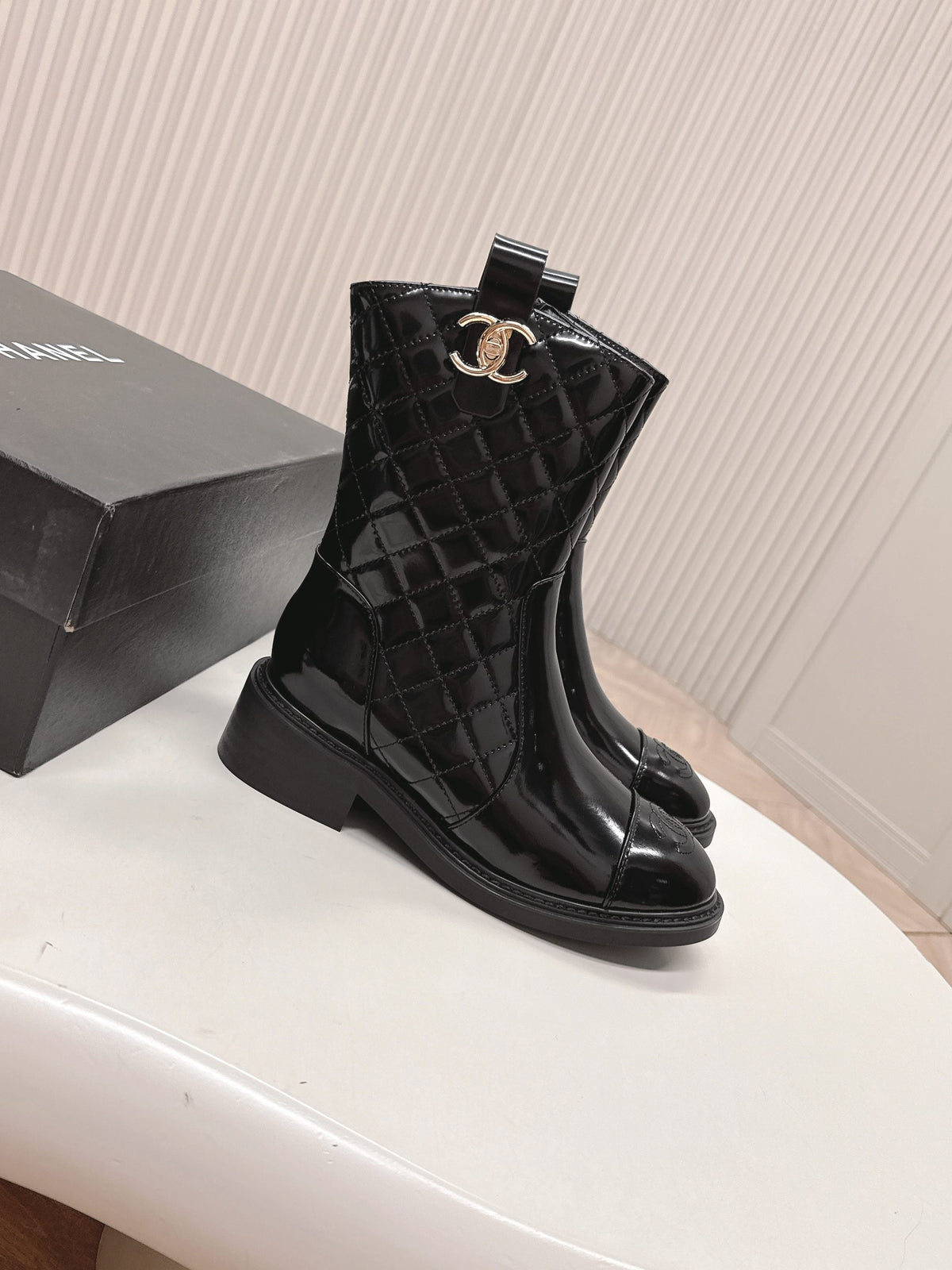 CHANEL ANKLE BOOTS 25S IN BLACK GLOSSY LAMBSKIN WITH GOLD HARDWARE