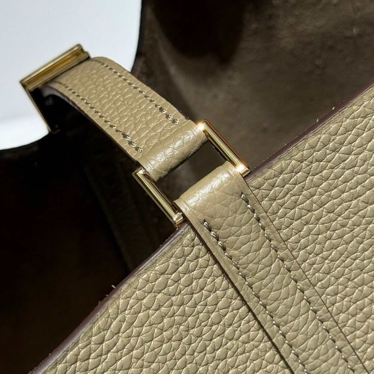 HERMES 25S PICOTIN LOCK 22 IN TAN BROWN CALFSKIN GOLD HARDWARE