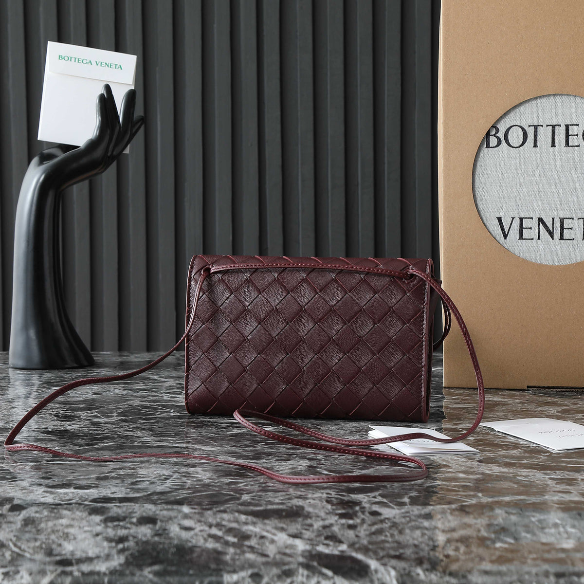 BOTTEGA VENETA 25S ANDIAMO POUCH 19 IN DEEP MAROON CALFSKIN GOLD HARDWARE