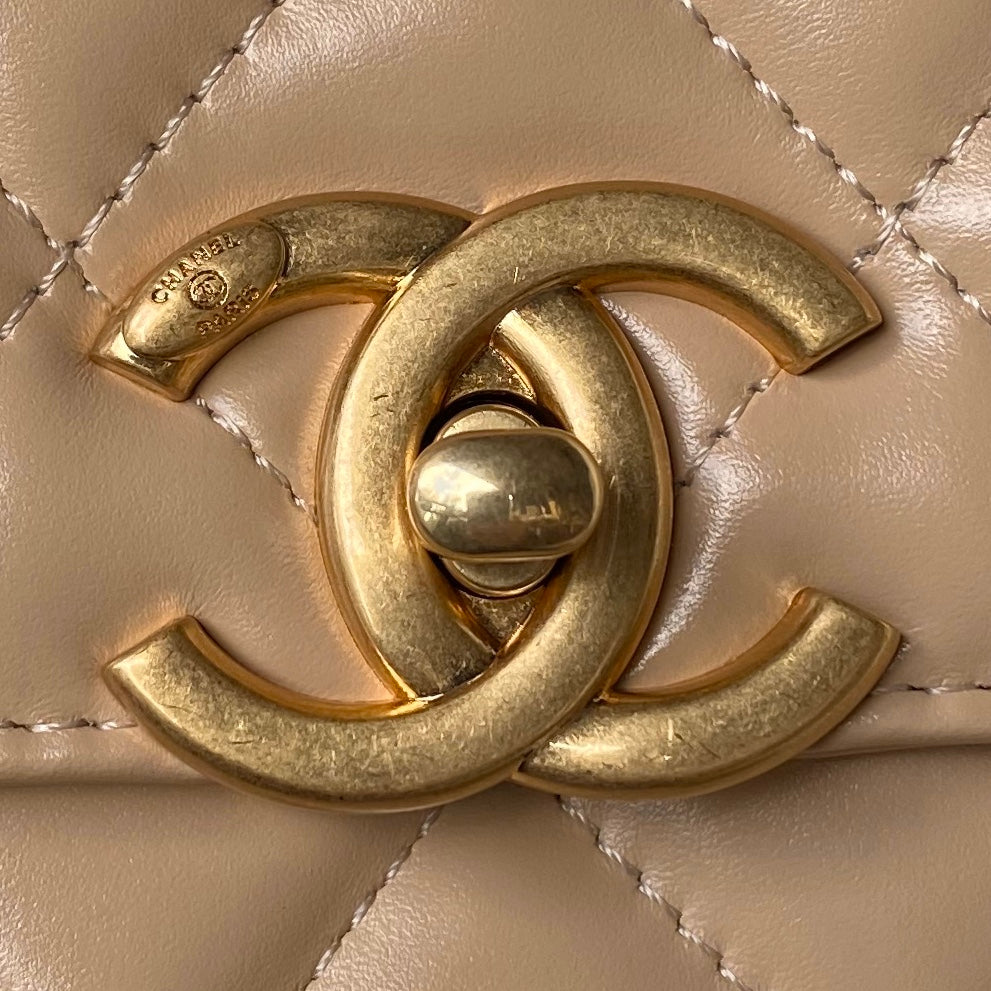 CHANEL 25S MINI FLAP BAG 22 IN TAN BROWN CALFSKIN GOLD HARDWARE