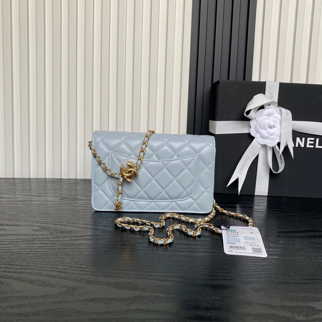 CHANEL 25S CHAIN WALLET 19 IN LIGHT BLUE LAMBSKIN GOLD HARDWARE