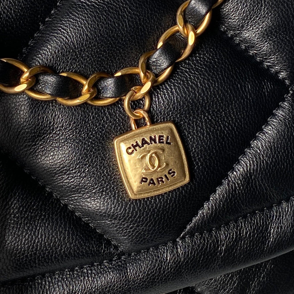 CHANEL 25S FLAP BAG 45 IN BLACK LAMBSKIN WITH GOLD HARDWARE