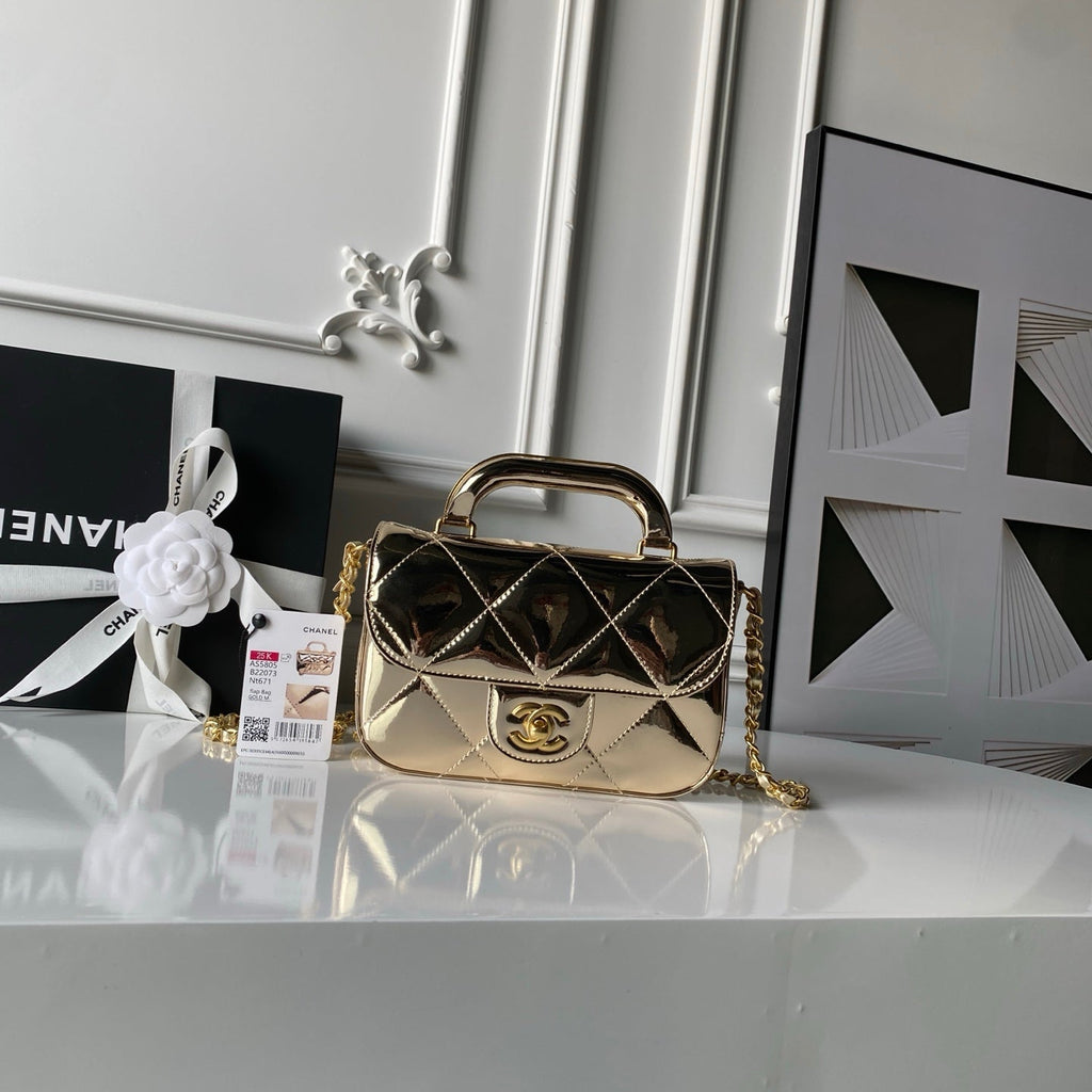 CHANEL 25S FLAP BAG 18 IN METALLIC GOLD CALFSKIN