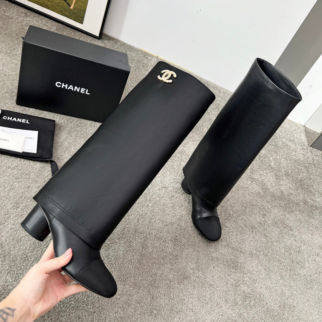 CHANEL 25S HIGH BOOTS 55MM IN BLACK CALFSKIN AND CANVAS GOLD HARDWRE