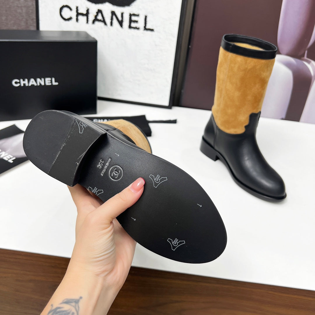 CHANEL 25S MID-CALF BOOTS 35MM IN BLACK CALFSKIN AND CARAMEL SUEDE GOLD HARDWRE