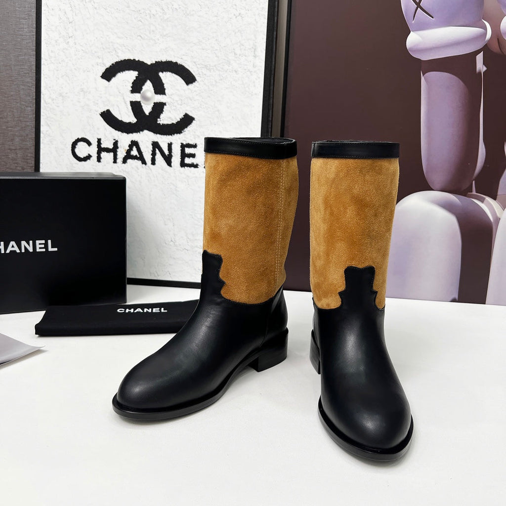 CHANEL 25S MID-CALF BOOTS 35MM IN BLACK CALFSKIN AND CARAMEL SUEDE GOLD HARDWRE