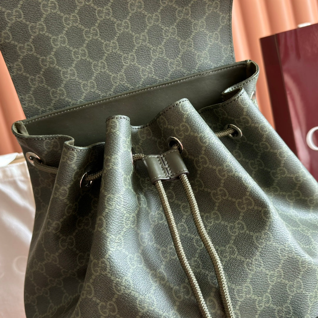 GUCCI 25S BACKPACK 46 CM IN MOSS GREEN CALFSKIN WITH SILVER HARDWARE