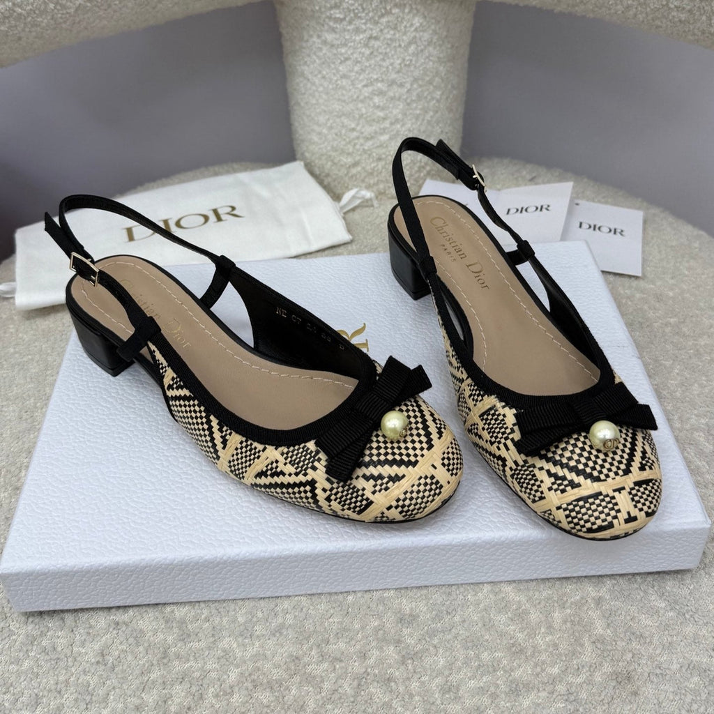 DIOR HIGH SLINGBACK 30 MM 25S IN BLACK AND BEIGE RAFFIA WITH PEARL