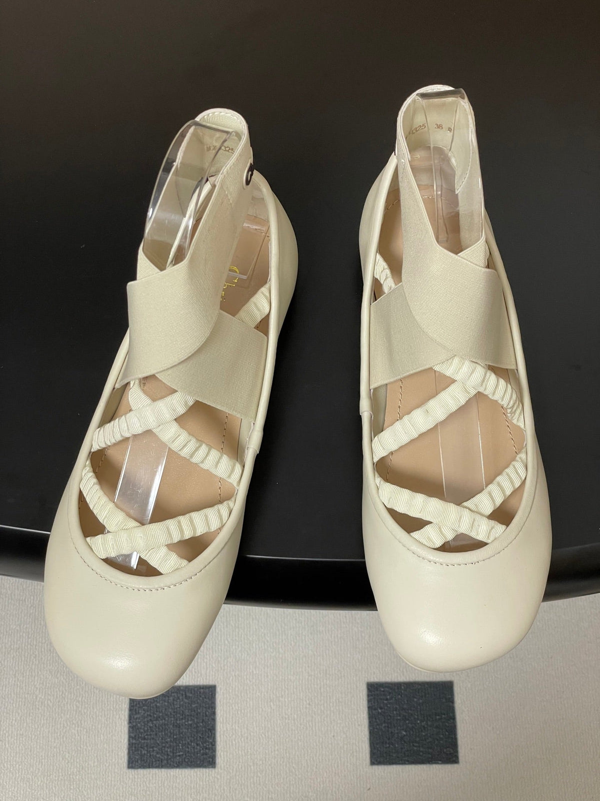 DIOR STRETCH BALLET FLATS 25S IN CREAM WHITE LAMBSKIN WITH CROSSED STRAPS