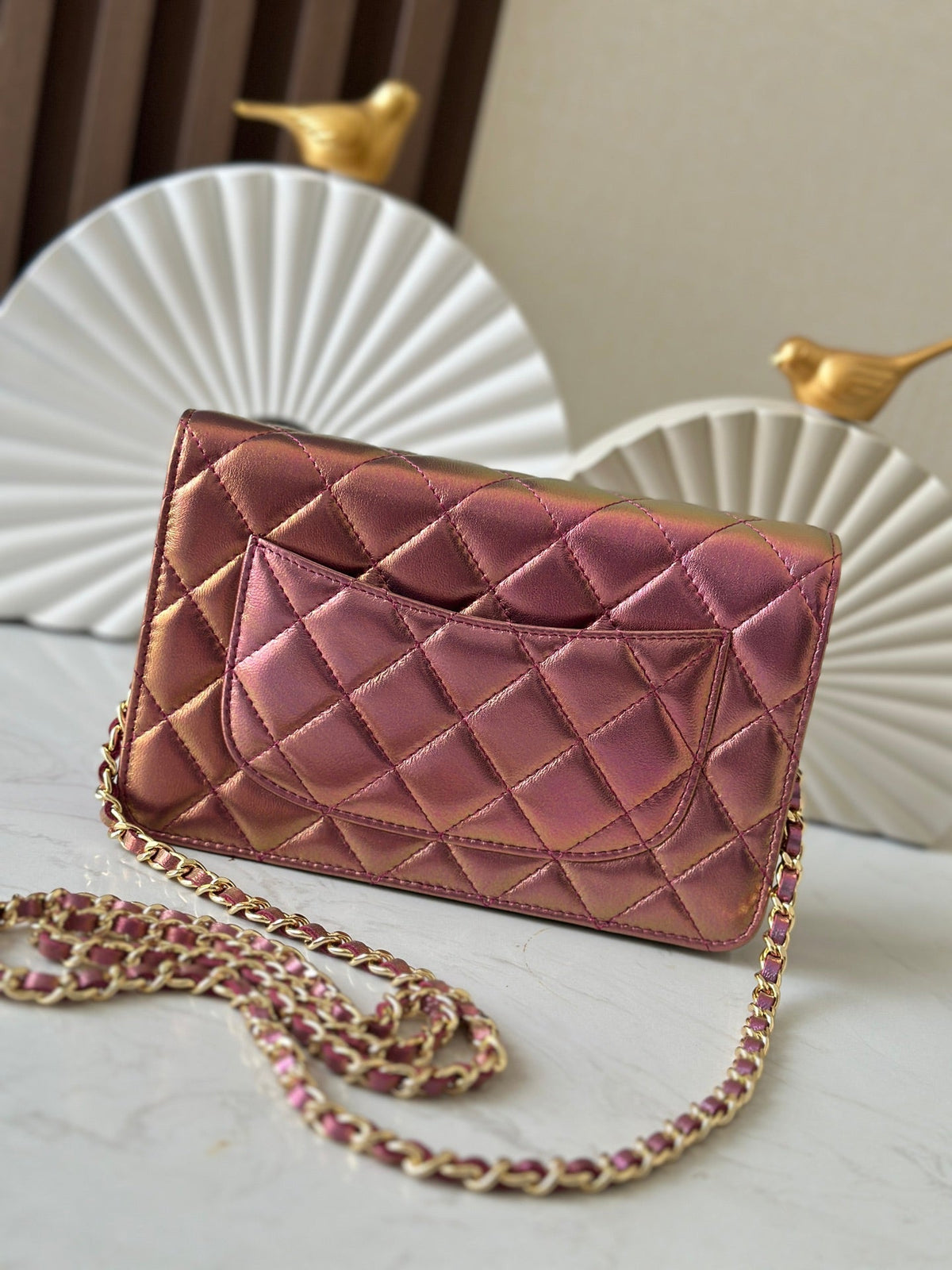 CHANEL 25S WALLET ON CHAIN 19 IN METALLIC PURPLE LAMBSKIN