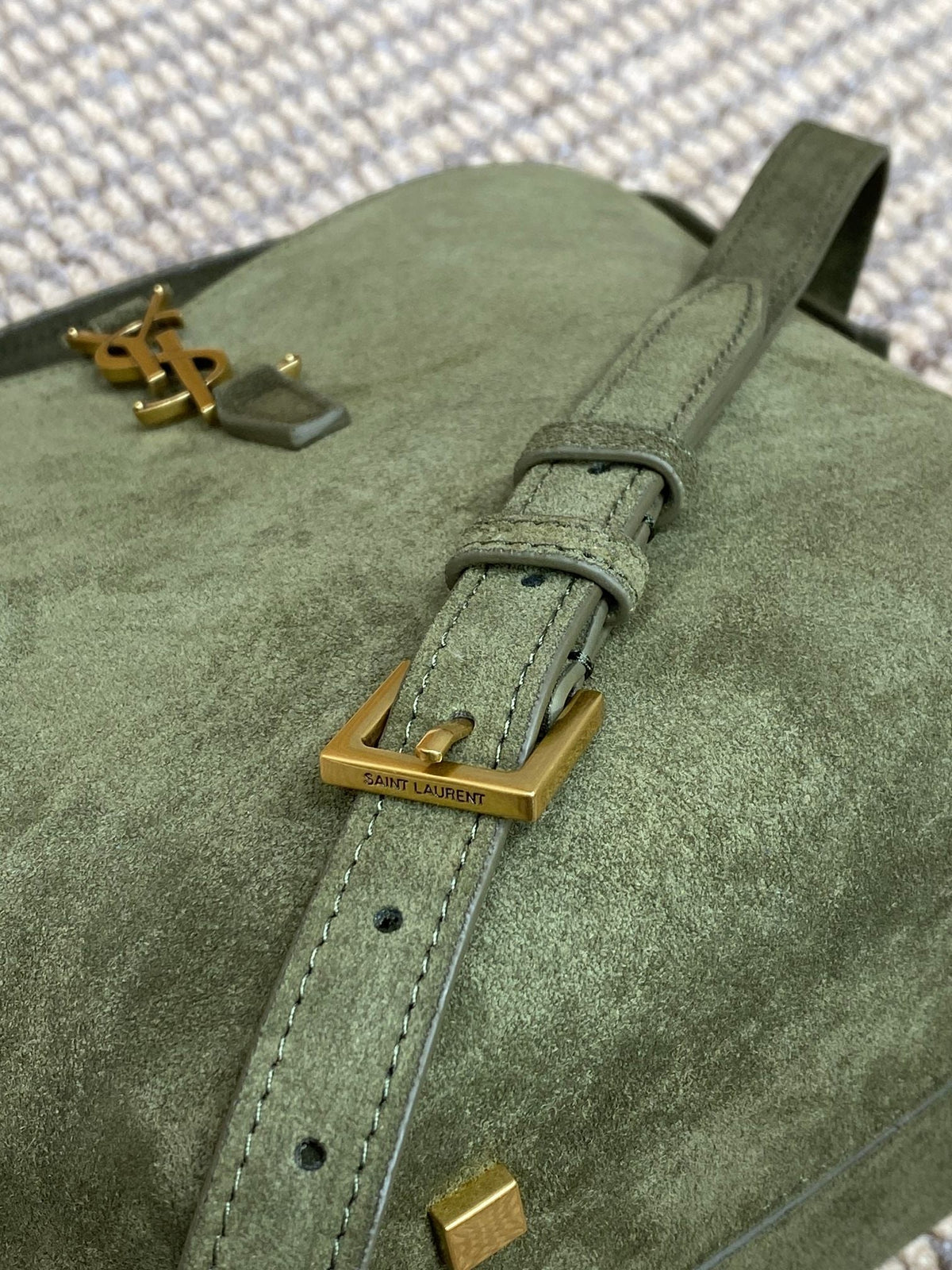 LE 37 SMALL BUCKET BAG 20 IN HUNTER GREEN SUEDE GOLD HARDWARE