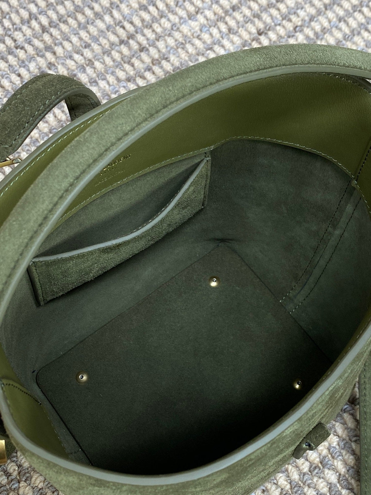 LE 37 SMALL BUCKET BAG 20 IN HUNTER GREEN SUEDE GOLD HARDWARE