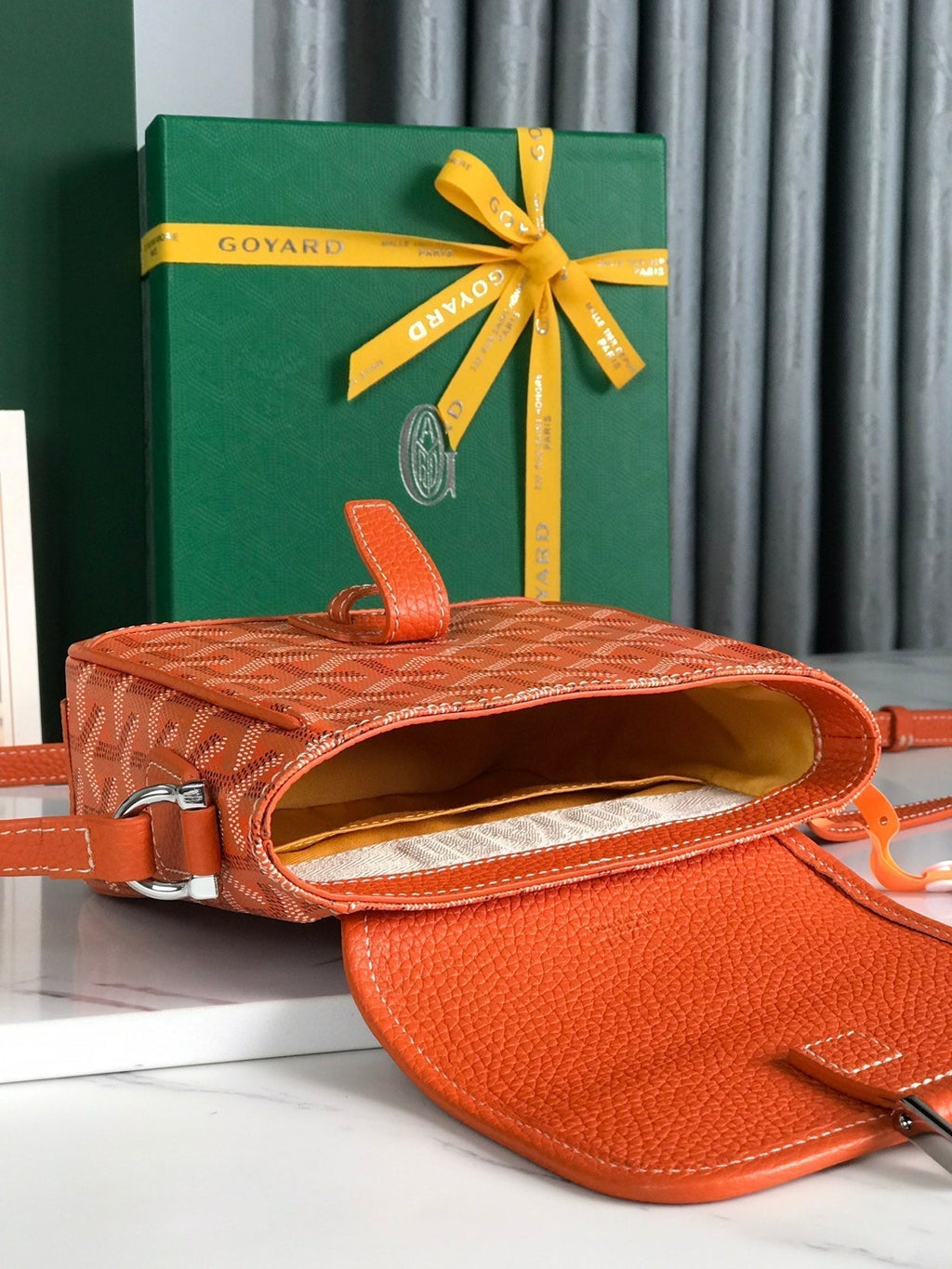 GRAND BLEU 16 IN ORANGE GOYARDINE CANVAS AND LAMBSKIN