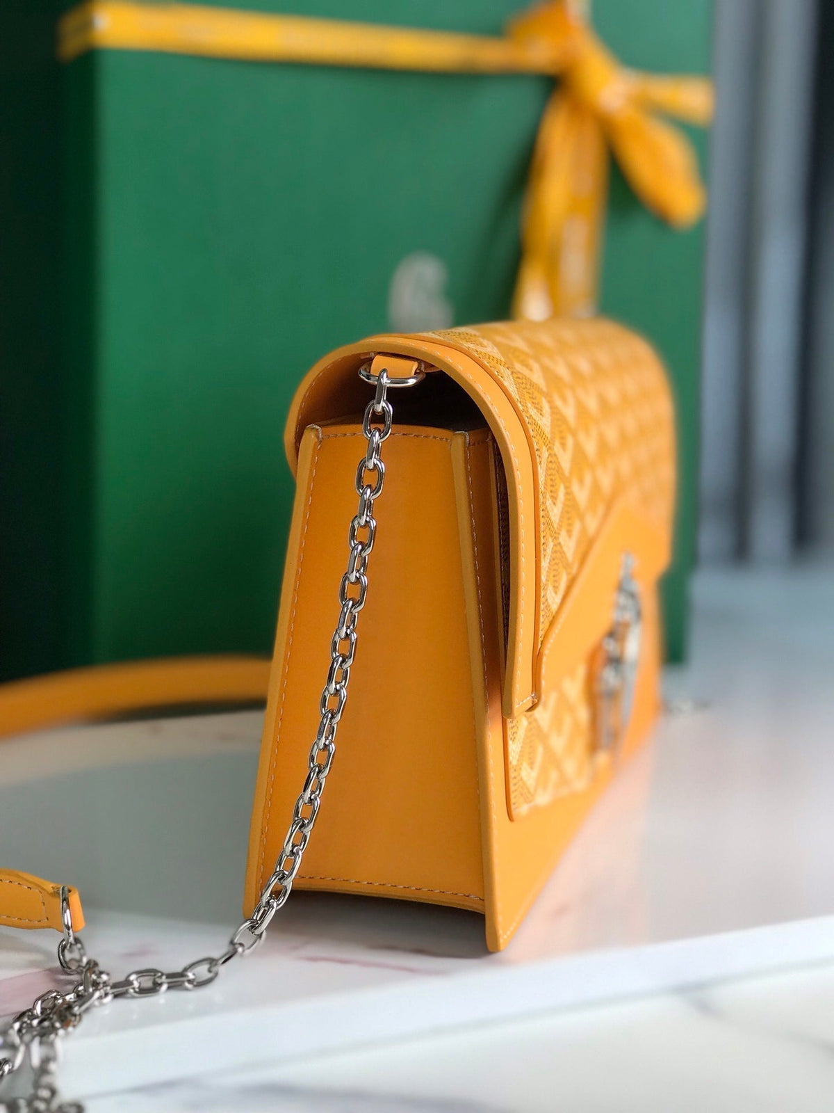 DUCHESSE MARIE-CAROLINE BAG 25 IN YELLOW GOYARDINE CANVAS AND SMOOTH CALFSKIN