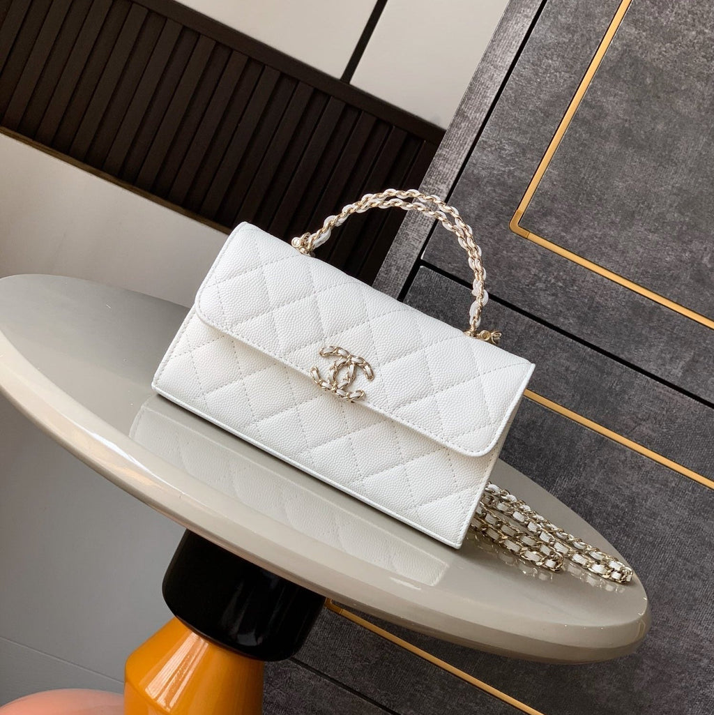 CHANEL 25S KELLY BAG 18 IN WHITE CAVIAR LEATHER WITH GOLD HARDWARE